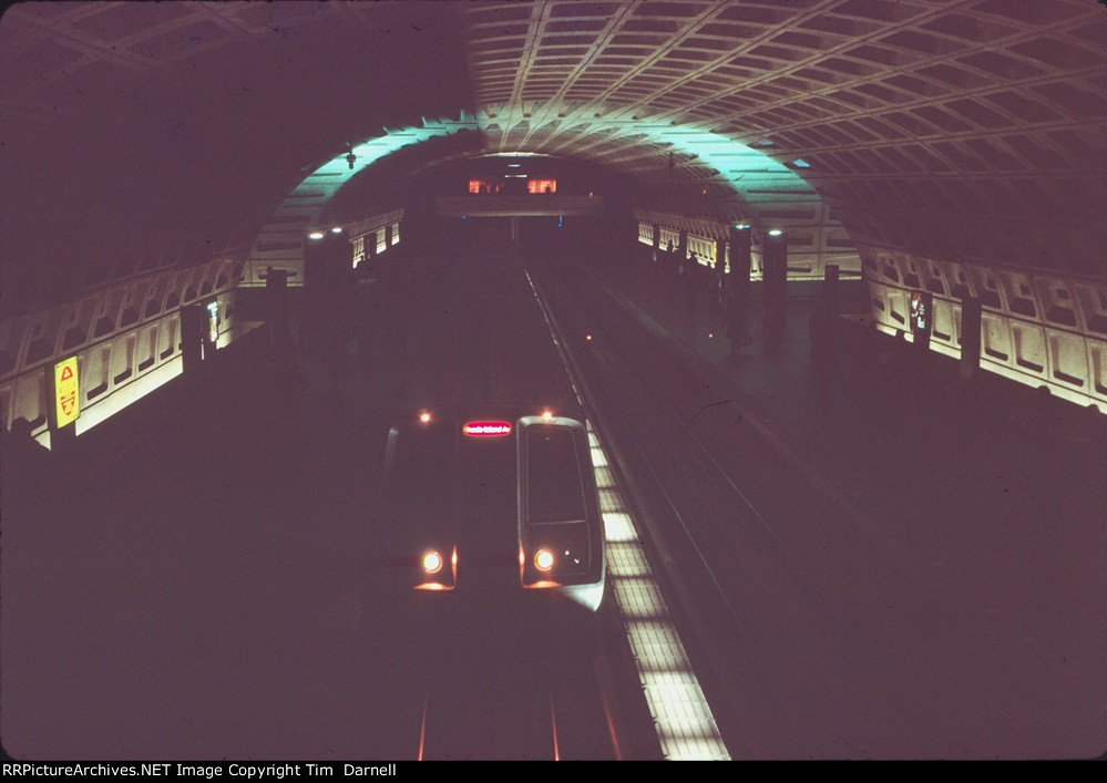 UNK Metro glides into Rhode Island station